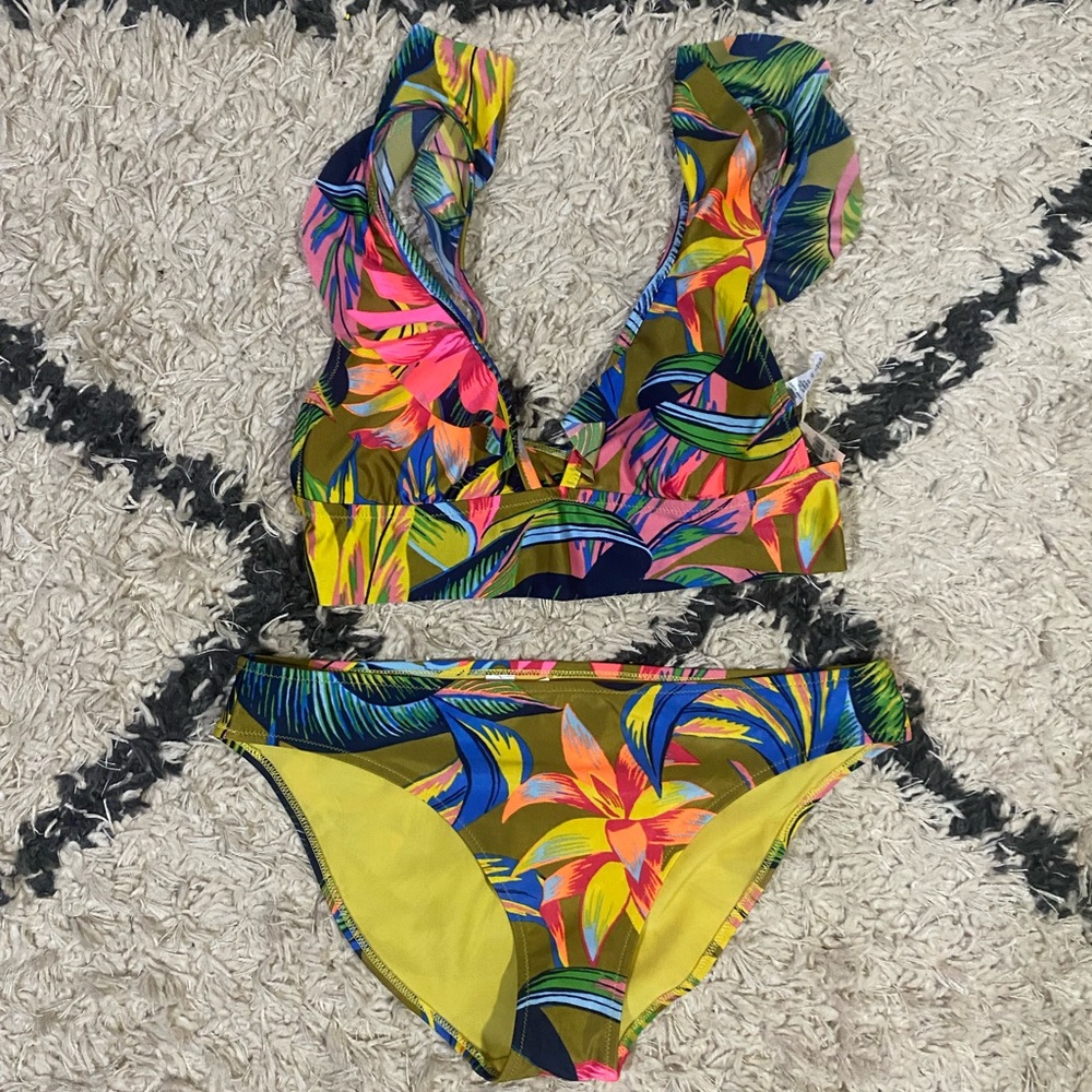 Aerie Colorful Tropical Floral Triangle Ruffle Two Piece Bikini Set NWT Size L